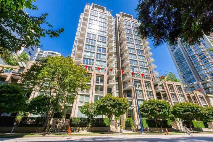 Photo 19 at 301 - 1055 Richards Street, Downtown VW, Vancouver West