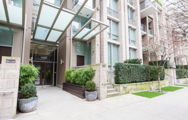Photo 21 at 301 - 1055 Richards Street, Downtown VW, Vancouver West