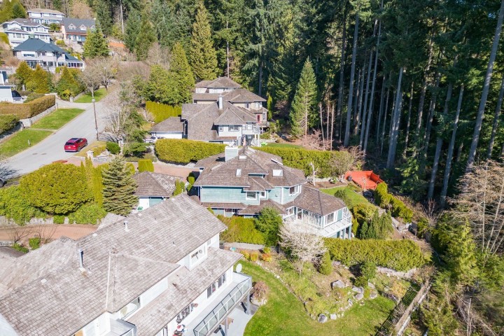 Photo 32 at 3866 Michener Way, Braemar, North Vancouver