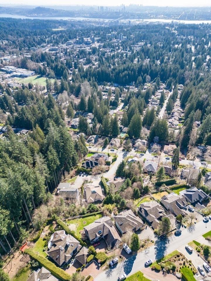 Photo 39 at 3866 Michener Way, Braemar, North Vancouver