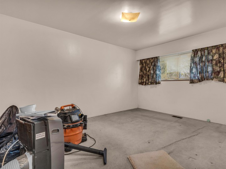 Photo 16 at 409 E 63rd Avenue, South Vancouver, Vancouver East