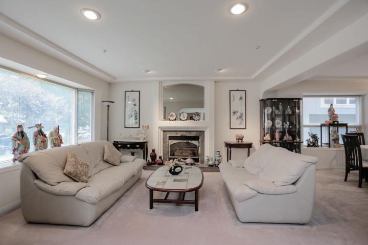 Photo 6 at 6333 Butler Street, Killarney VE, Vancouver East
