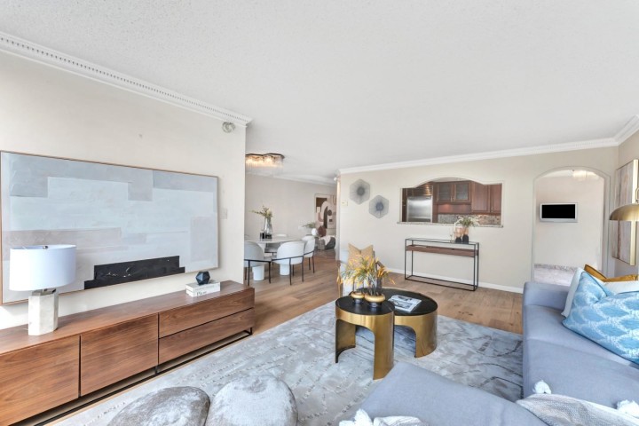 Photo 9 at 203 - 1675 Hornby Street, Yaletown, Vancouver West