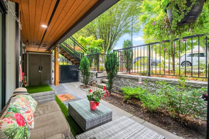Photo 3 at 4728 Duchess Street, Collingwood VE, Vancouver East