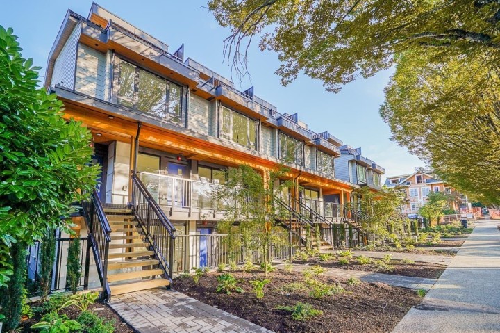Photo 5 at 4728 Duchess Street, Collingwood VE, Vancouver East