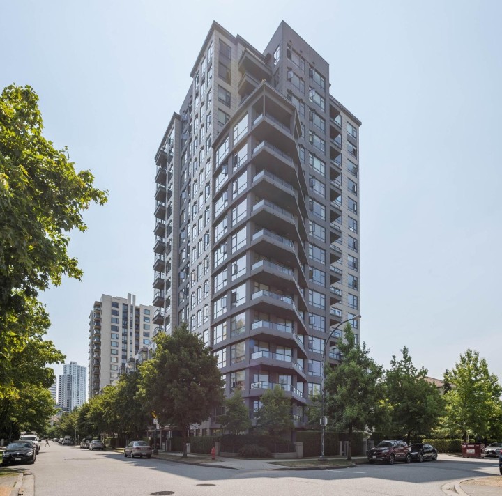 Photo 27 at 901 - 3520 Crowley Drive, Collingwood VE, Vancouver East