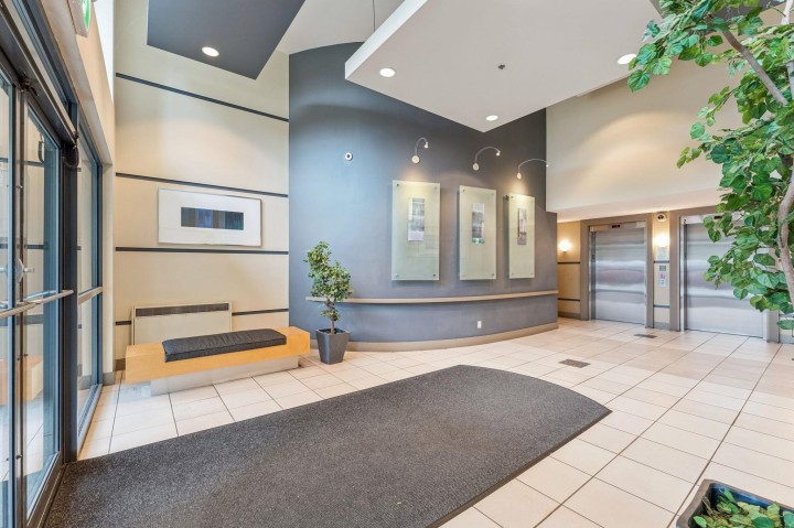 Photo 26 at 901 - 3520 Crowley Drive, Collingwood VE, Vancouver East