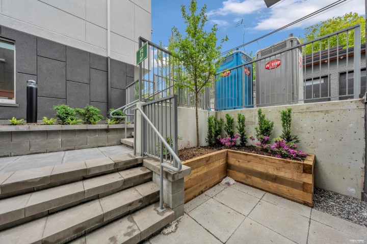 Photo 18 at 1726 Templeton Drive, Grandview Woodland, Vancouver East