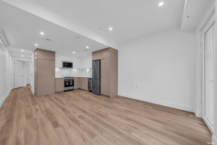 Photo 11 at 1726 Templeton Drive, Grandview Woodland, Vancouver East