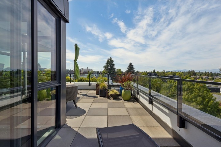 Photo 19 at 601 - 4427 Cambie Street, Cambie, Vancouver West