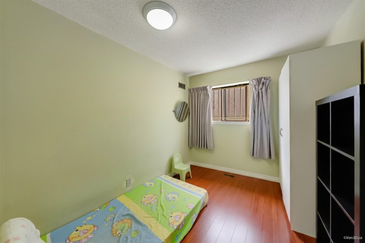 Photo 20 at 2537 E 27th Avenue, Collingwood VE, Vancouver East
