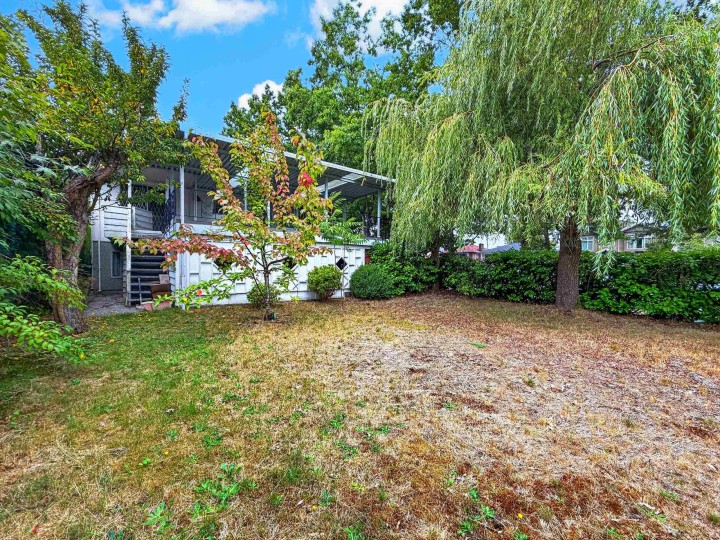 Photo 3 at 3660 E 22nd Avenue, Renfrew Heights, Vancouver East