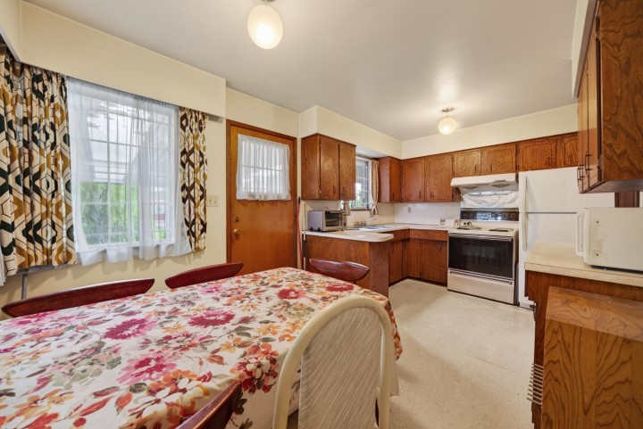 Photo 14 at 3660 E 22nd Avenue, Renfrew Heights, Vancouver East
