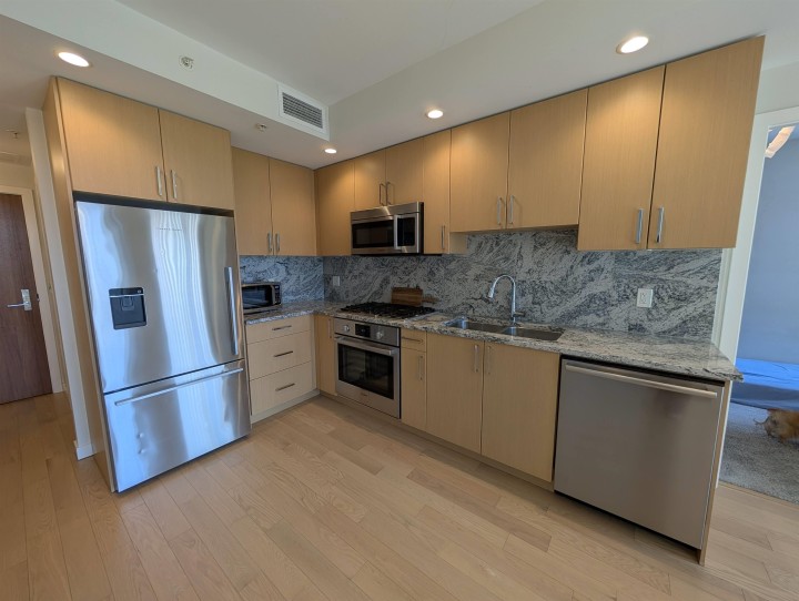 Photo 7 at 411 - 1708 Ontario Street, Mount Pleasant VE, Vancouver East