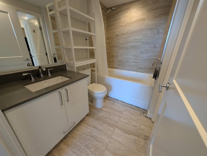 Photo 15 at 411 - 1708 Ontario Street, Mount Pleasant VE, Vancouver East