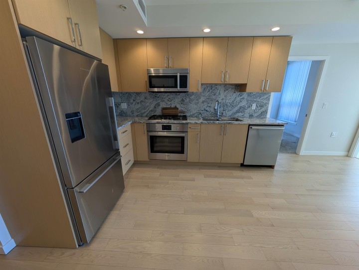 Photo 4 at 411 - 1708 Ontario Street, Mount Pleasant VE, Vancouver East