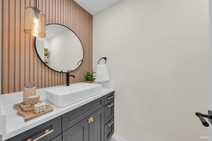 Photo 6 at 3460 Amberly Place, Champlain Heights, Vancouver East
