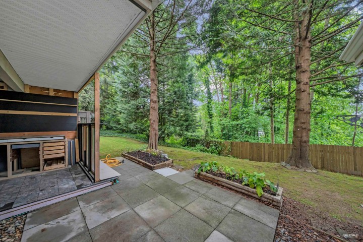Photo 24 at 3460 Amberly Place, Champlain Heights, Vancouver East