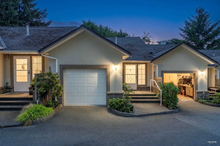 Photo 25 at 3460 Amberly Place, Champlain Heights, Vancouver East