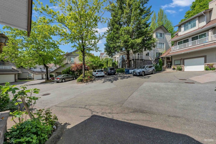 Photo 21 at 3460 Amberly Place, Champlain Heights, Vancouver East