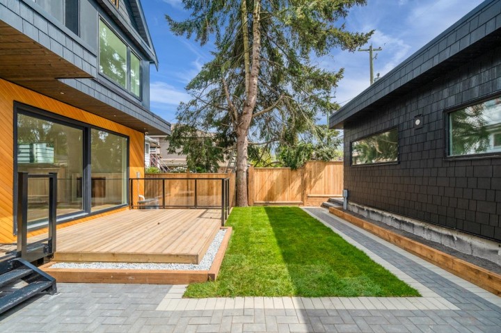 Photo 34 at 2 - 950 W 17th Avenue, Cambie, Vancouver West
