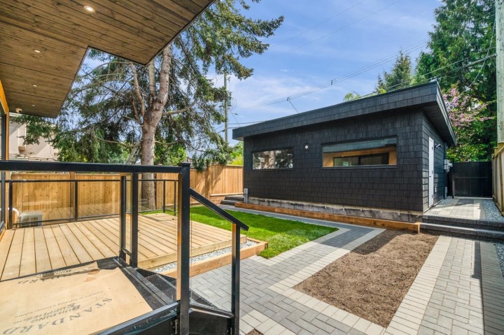 Photo 33 at 2 - 950 W 17th Avenue, Cambie, Vancouver West