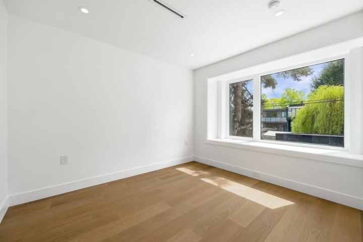 Photo 18 at 2 - 950 W 17th Avenue, Cambie, Vancouver West