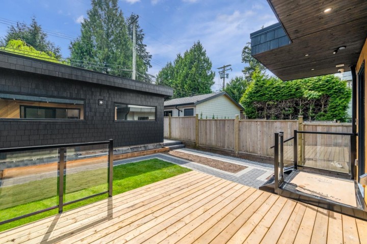 Photo 37 at 2 - 950 W 17th Avenue, Cambie, Vancouver West