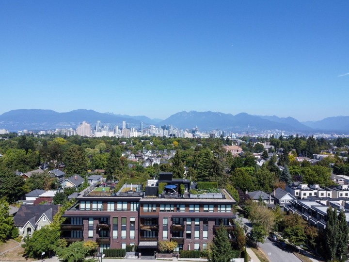 Photo 9 at 4111 Ash Street, Cambie, Vancouver West