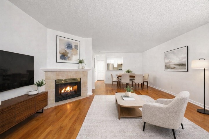 Photo 3 at 15 - 3428 Adanac Street, Renfrew VE, Vancouver East