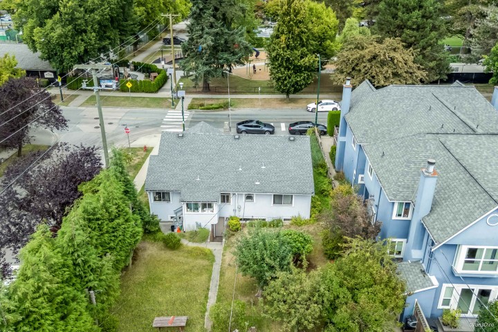 Photo 2 at 96 W 16th Avenue, Cambie, Vancouver West