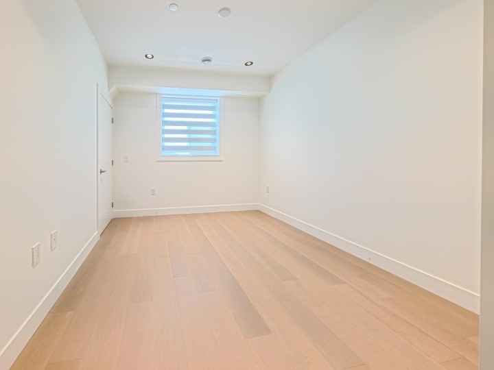 Photo 12 at 3 - 745 E 30 Avenue, Fraser VE, Vancouver East