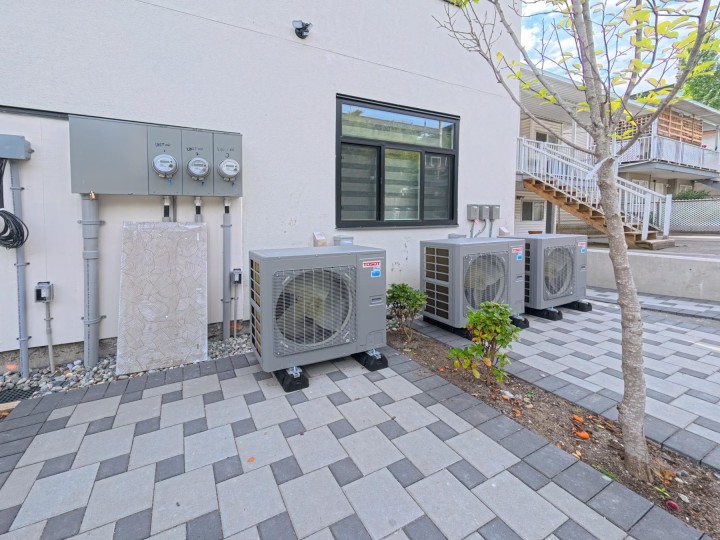 Photo 21 at 3 - 745 E 30 Avenue, Fraser VE, Vancouver East