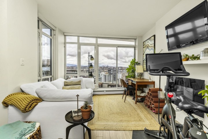 Photo 9 at 1604 - 1775 Quebec Street, Mount Pleasant VE, Vancouver East