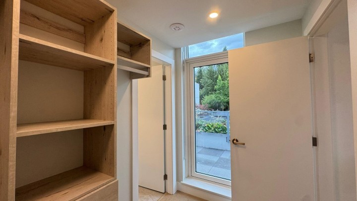 Photo 27 at 114 - 423 6th Street, Park Royal, West Vancouver