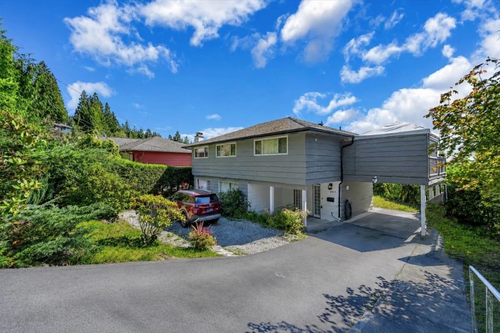 Photo 1 at 403 Newdale Court, Upper Delbrook, North Vancouver