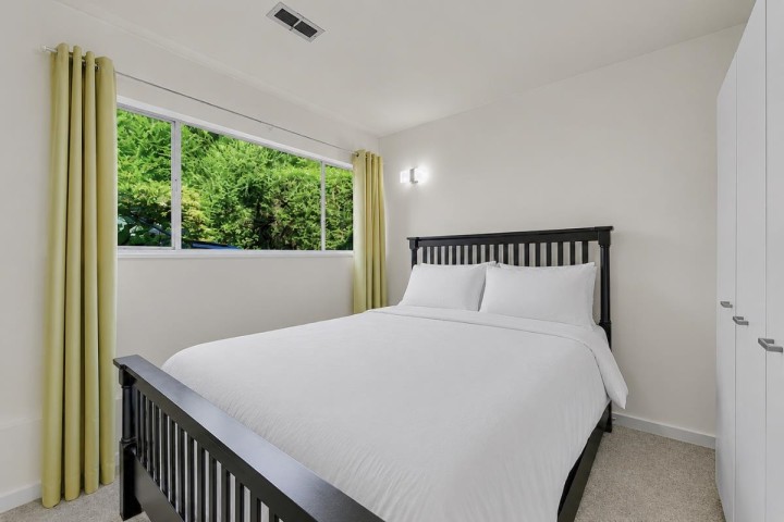 Photo 24 at 403 Newdale Court, Upper Delbrook, North Vancouver