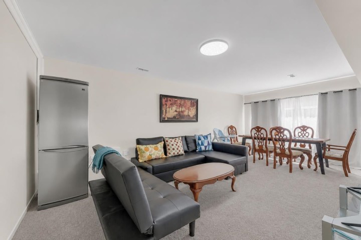 Photo 18 at 403 Newdale Court, Upper Delbrook, North Vancouver