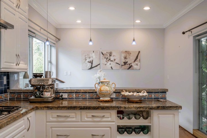 Photo 12 at 1 - 2278 Folkestone Way, Panorama Village, West Vancouver