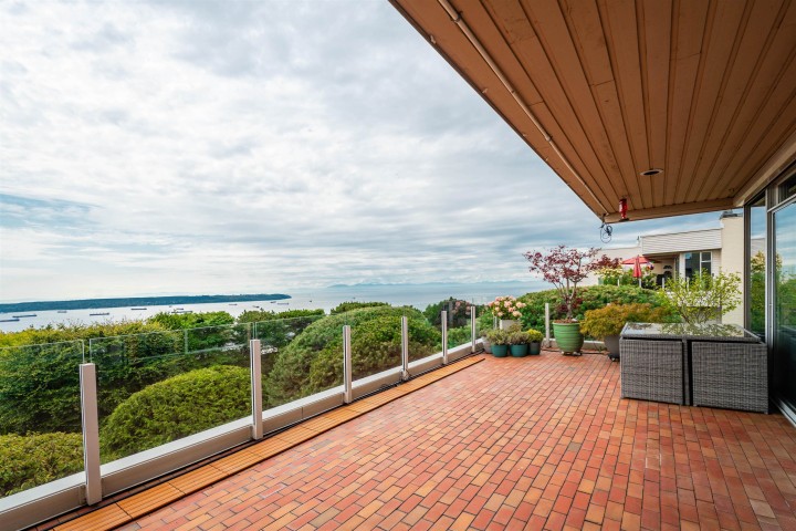 Photo 22 at 1 - 2278 Folkestone Way, Panorama Village, West Vancouver