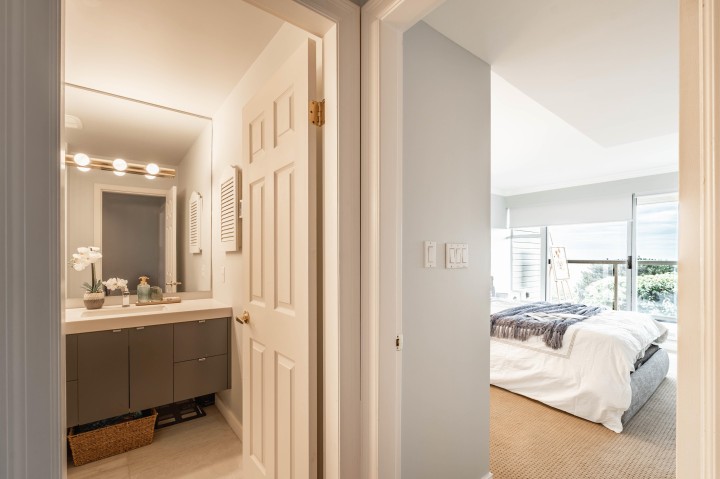 Photo 34 at 1 - 2278 Folkestone Way, Panorama Village, West Vancouver