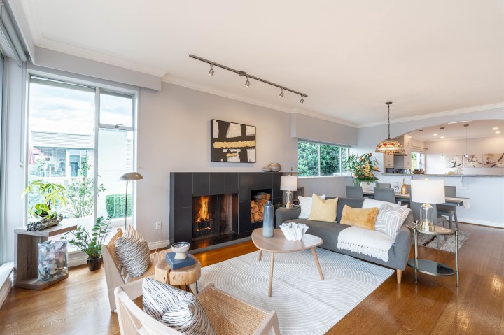 Photo 10 at 1 - 2278 Folkestone Way, Panorama Village, West Vancouver