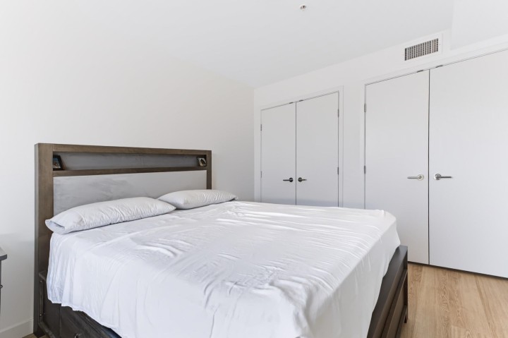 Photo 17 at 406 - 2419 Grant Street, Renfrew VE, Vancouver East