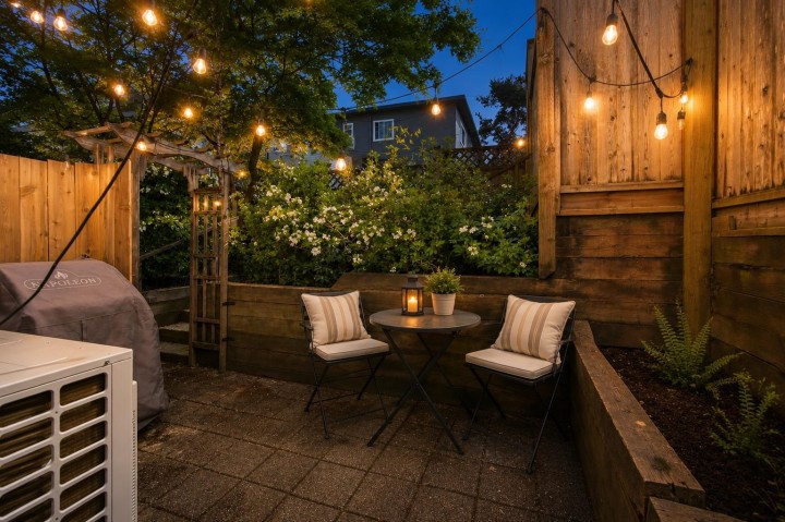 Photo 9 at 6 - 1642 E Georgia Street, Hastings, Vancouver East