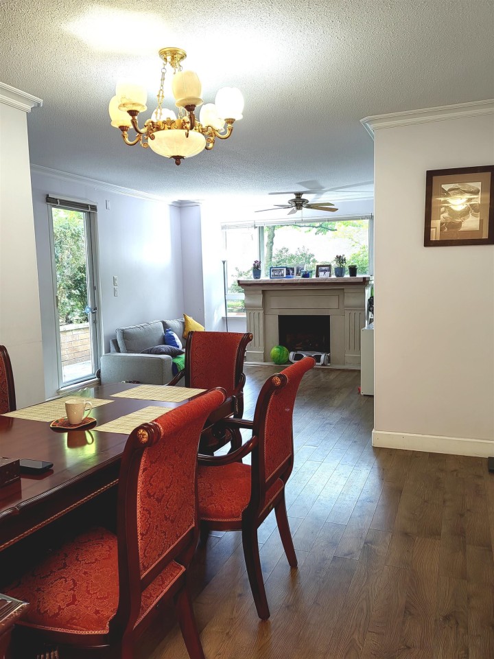 Photo 11 at 106 - 5770 Oak Street, Oakridge VW, Vancouver West