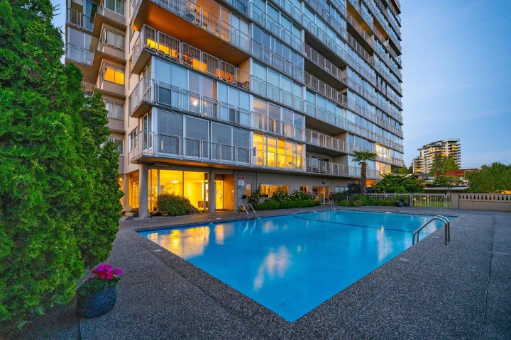 Photo 21 at 301 - 150 24th Street, Dundarave, West Vancouver