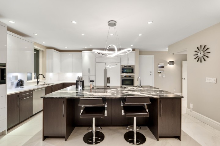 Photo 16 at 1130 Eyremount Drive, British Properties, West Vancouver