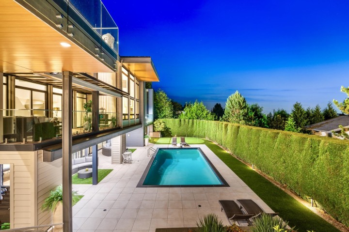 Photo 31 at 1130 Eyremount Drive, British Properties, West Vancouver