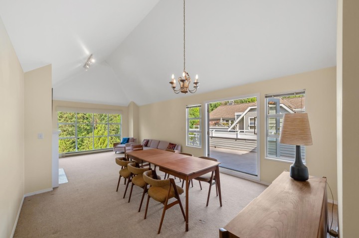 Photo 2 at 303 - 3373 Capilano Crescent, Capilano NV, North Vancouver