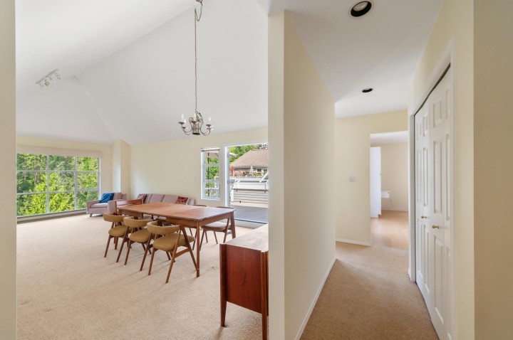 Photo 6 at 303 - 3373 Capilano Crescent, Capilano NV, North Vancouver